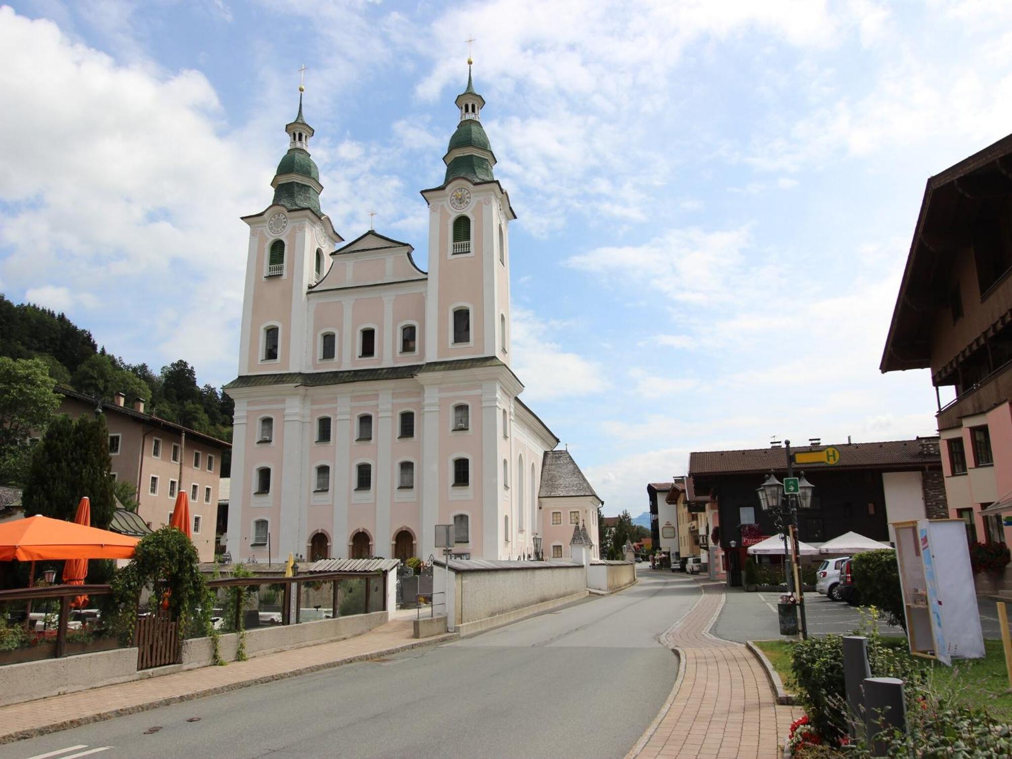 Wonderful Apartment In Hopfgarten Im Brixental With Parking Exterior photo